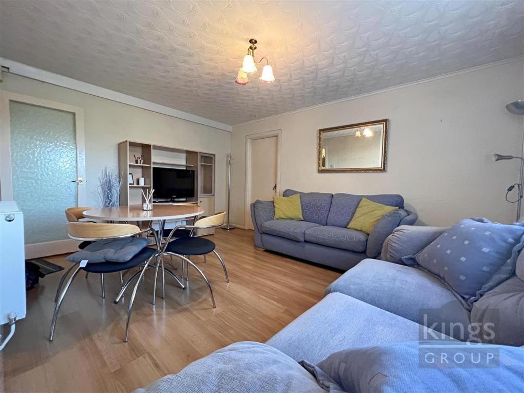 A Cosy 1 Bedroom Apartment Enfield Zewnętrze zdjęcie